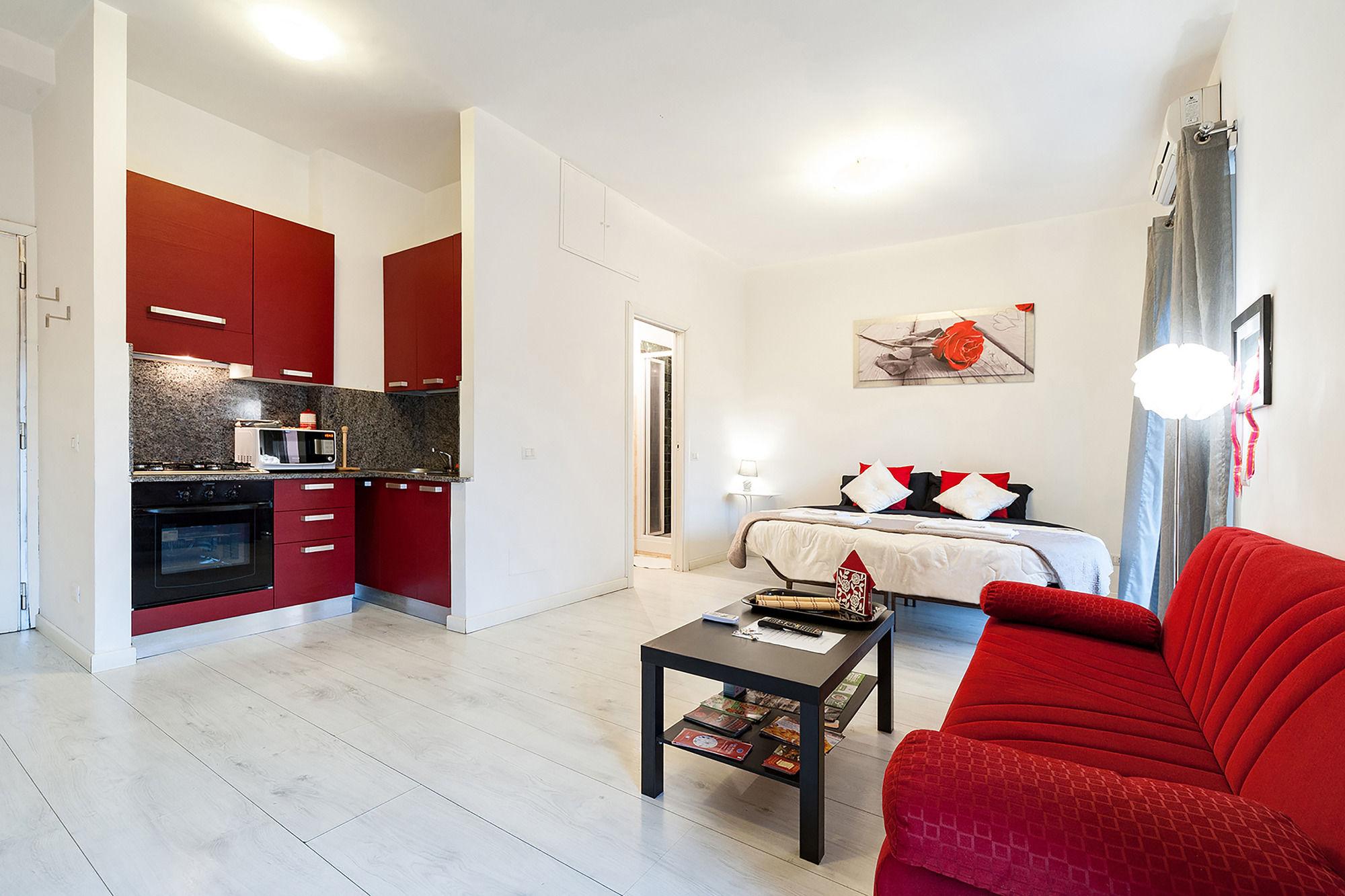 Hosting Flats Guesthouse ローマ エクステリア 写真